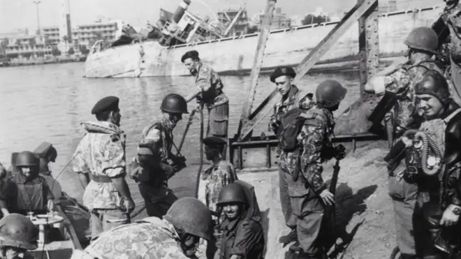 Англо-французские войска в Суэце