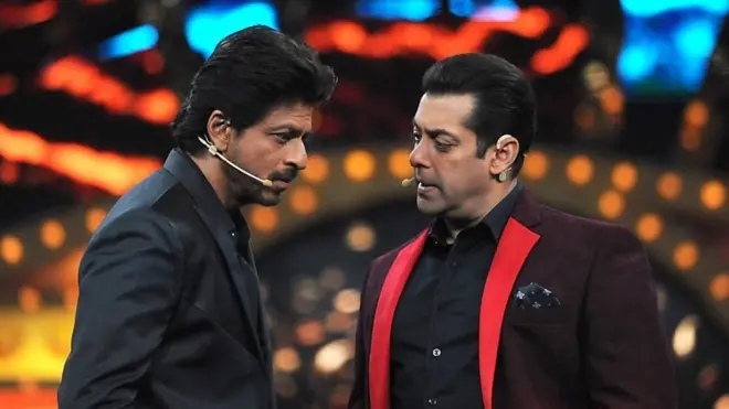 شاہ رخ خان سلمان خان کے شو ’بگ باس‘ کے سیٹ پر