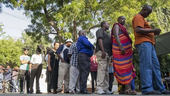 Ndị Tanzania mere ntụlịaka n'afọ 2015 nke tụpụtara John Magufuli nke pati Chama Cha Mapinduzi (CCM) dịka onyeisiala