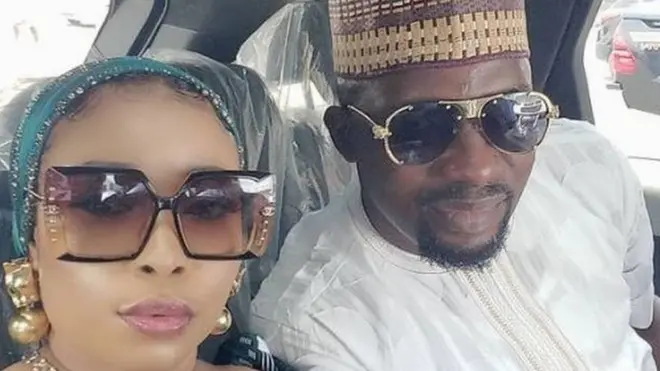 Lizzy Anjorin ati ọkọ rẹ