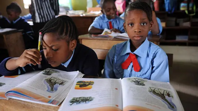 Female pupils for dia class in Nigeria