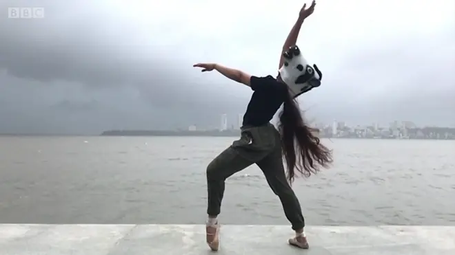 مشروع لتصوير نساء يرتدين أقنعة أبقار لإبراز تعرض المرأة للعنف في الهند