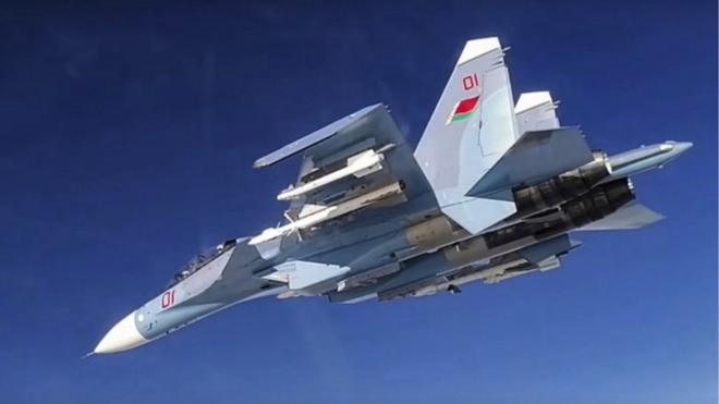 Uma imagem tiradabetfair futebol virtualum vídeo divulgado pelo serviçobetfair futebol virtualimprensa do Ministério da Defesa da Rússia mostra o caça bielorrusso SU-30SM durante o exercício conjunto das forças armadasbetfair futebol virtualBelarus e da Rússia na regiãobetfair futebol virtualBrestbetfair futebol virtualBelarus, 14betfair futebol virtualfevereirobetfair futebol virtual2022.