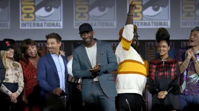 Maheršala Ali (u sredini) predstavljen je kao novi Blejd