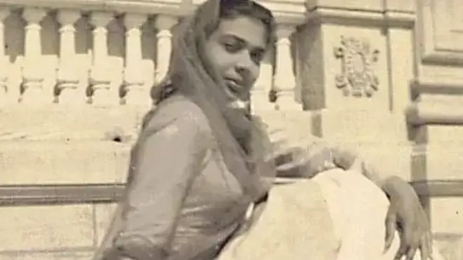 ముఖి జెత్ ఆనంద్ కూతురు ధర్మ