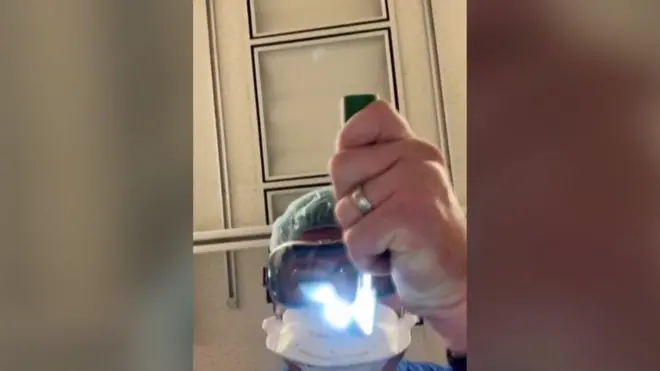Covid US doctor thumb