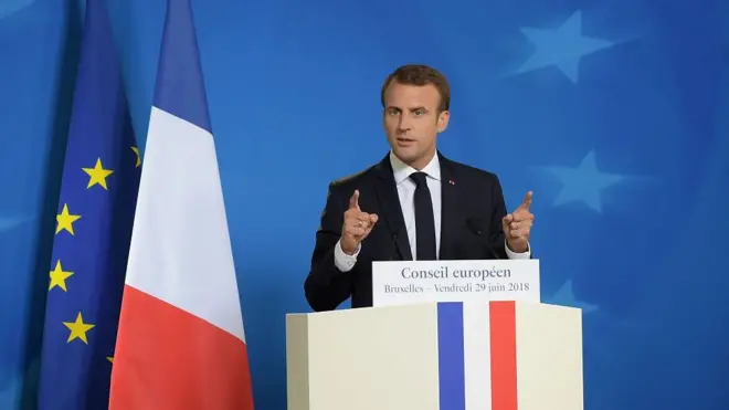 Emmanuel Macron gbara afọ 39 mgbe ojiri chịwa mba Frans