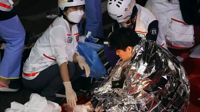 Asistentes al festival de Halloween de Itaewon