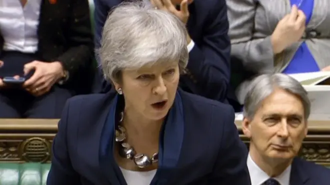 İngiltere Başbakanı Theresa May Avam Kamarası'nda konuşuyor.