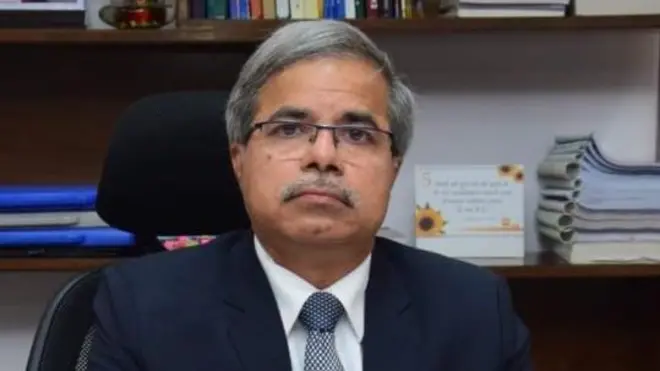 सतीश कुमार रेलवे बोर्ड के चेयरमैन पद तक पहुँचने वाले पहले दलित अधिकारी हैं