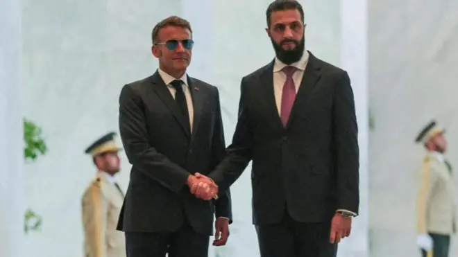 احمد شرع و امانوئل مکرون