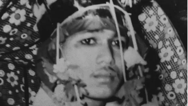 सन् १९८२ मा दयानन्द गोसाईँको विवाहको तस्बिर