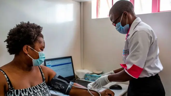 कीनियाई महिला