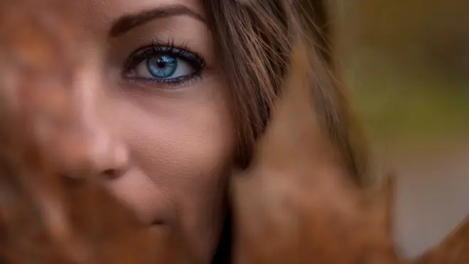 Застенчивый взгляд