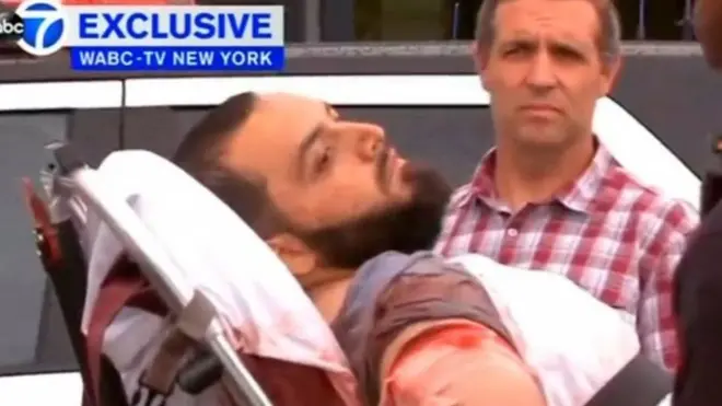 Рахами, объявленного в розыск после взрывов, задержали после перестрелки и увезли на "скорой помощи"