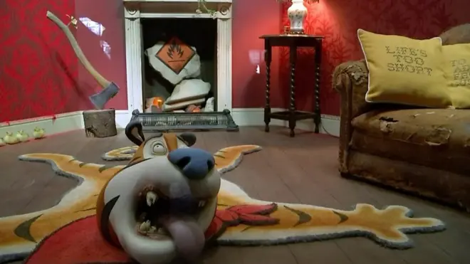 Витрина в магазине Бэнкси.