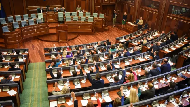 Kosova parlamentosu arşiv fotoğrafı