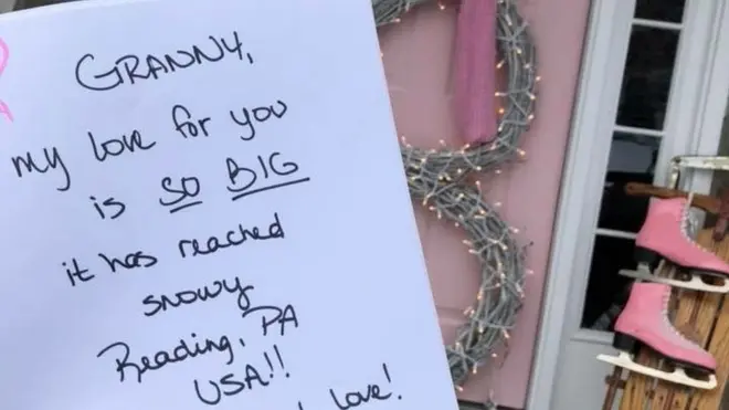 "Nenek, cinta saya untukmu sangat besar, hingga mencapai Reading, Philadelphia, di AS yang bersalju."