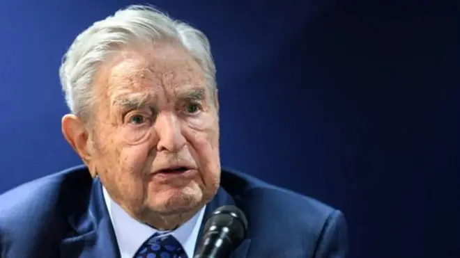 George Soros asubiza ibibazo nyuma yo kuvuga ijambo mu nama ngarukamwaka y'ihuriro ry'ubukungu i Davos mu Busuwisi