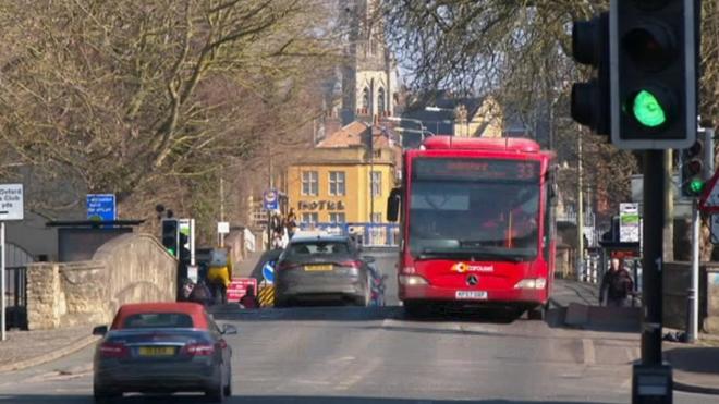 Botley Road in Oxford shuts for six months as 161m rail work