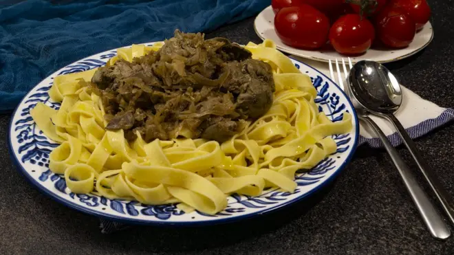 локшина з потрухами