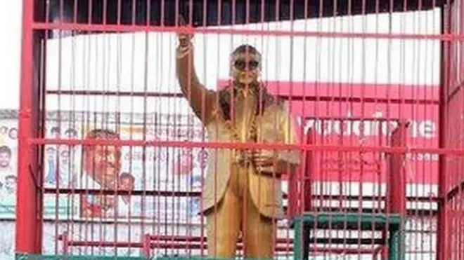 అంబేడ్కర్ విగ్రహం