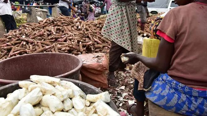 Akpụ a na-abacha abacha