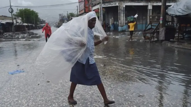 Port-au-Prince in Haiti prepares for Matthew, 4 October