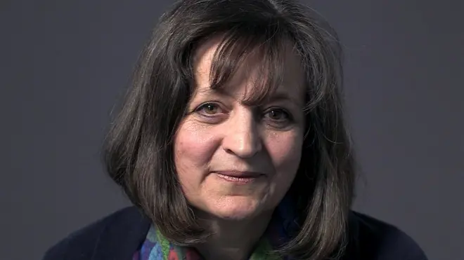 Mannix cree normalizar nuestra relación con la muerte, beneficia tanto a la persona enferma como a sus familiares y amigos.