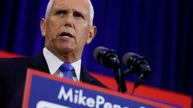 مايك بنس يقول "اخترت الدستور وسأفعل ذلك دائما".