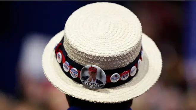 В последнее время партии пришлось несколько "подогнать" свою официальную линию к взглядам своего кандидата