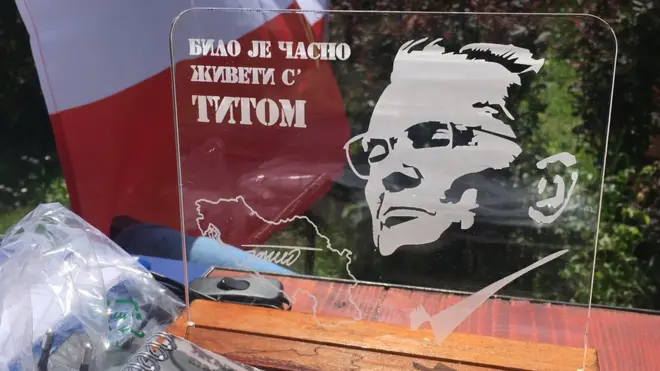 Šta je nosio u akten-tašni od koje se nije odvajao, koliko puta su pokušali da ga ubiju i koliko prstiju je imao?