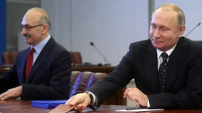 Владимир Путин в четвертый раз подал документы в ЦИК