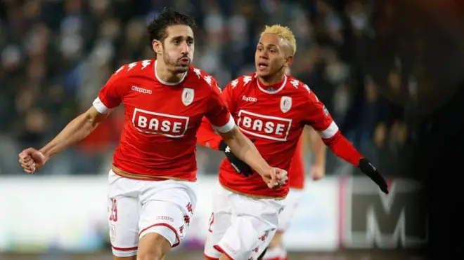 Ishak Belfodil ayaa la filayaa in uu xoojiyo weerarka Everton