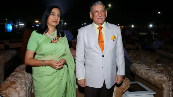 جنرل بپن راوت اور ان کی اہلیہ