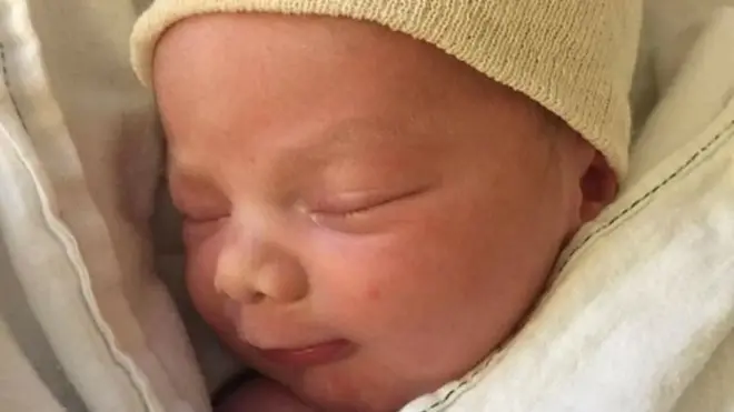 เด็กชายจัสติน ทรูโด อดัม บิลัน เกิดที่เมืองคาลการีของแคนาดา เมื่อวันพฤหัสบดีที่ผ่านมา