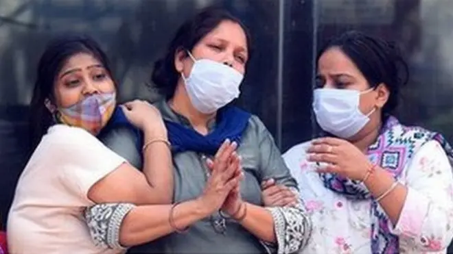 కోవిడ్ మృతుడి కుటుంబం