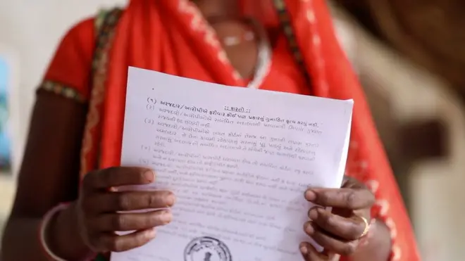 आफ्नै आमाबुवाविरुद्ध उभिएकी उषा