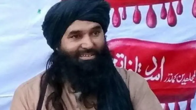 قاري امجد د خیبر پښتونخوا دیر اوسېدونکی دی.