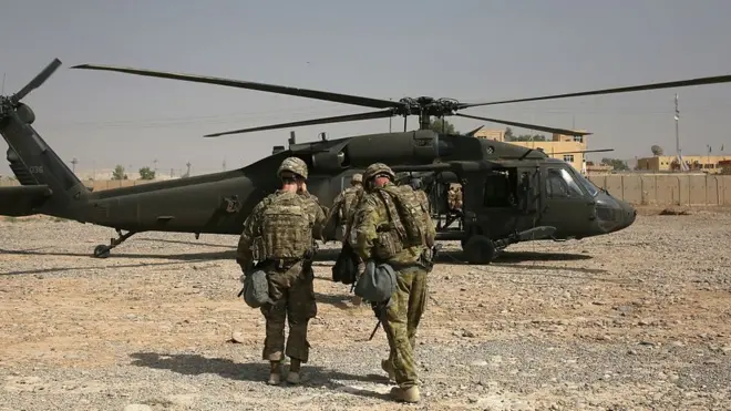 امریکا دا مهال په عراق کې کابو پنځه زره پوځیان لري، چې ډېری یې سلاکاران دي