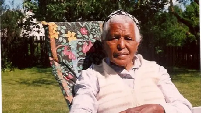 መምህር ኣስቴር ወልደማርያምን