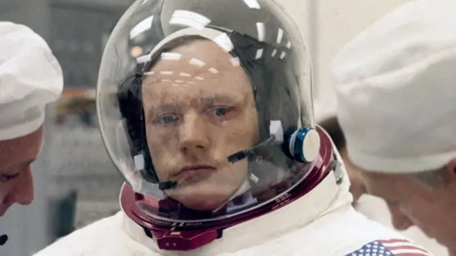 नील आर्मस्ट्रॉन्ग