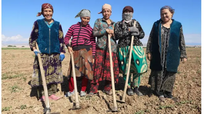 кетмончи аёллар