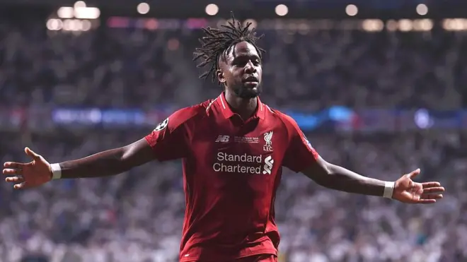 Справжнім героєм матчу, який вирішив його долю став нападник "Ліверпулю" Дівок Орігі