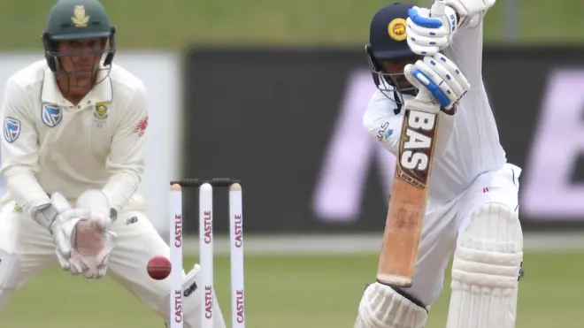 කුසල් මෙන්ඩිස් නොදැවී ලකුණු 84ක් ලබාගත් අතර ඕෂධ ප්‍රනාන්දු ලබාගත් ලකුණු සංඛ්‍යාව 75කි.