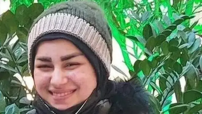 بحسب ما ورد، اتهمت منى حيدري زوجها بالعنف المنزلي قبل قتلها