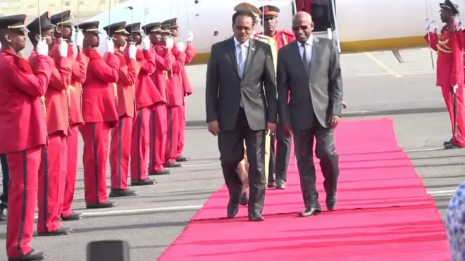 Madaxweyne Farmaajo ayaa gaaray Jabuuti