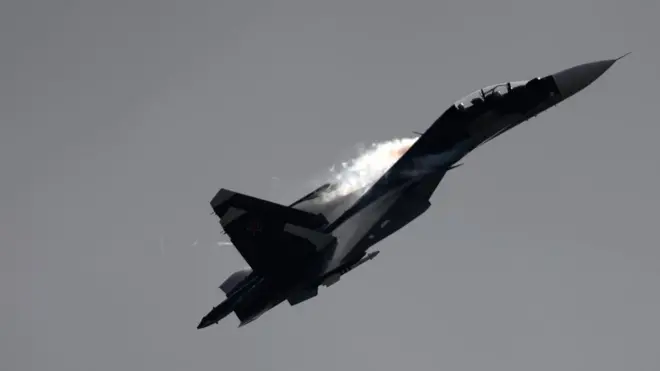 За последние сутки Су-27 замечают в чужом воздушном пространстве уже в третий раз