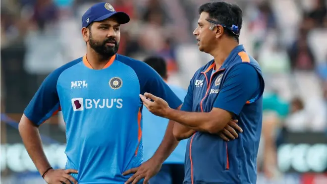 रोहित शर्मा और राहुल द्रविड़