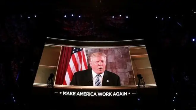 Дональд Трамп на экране